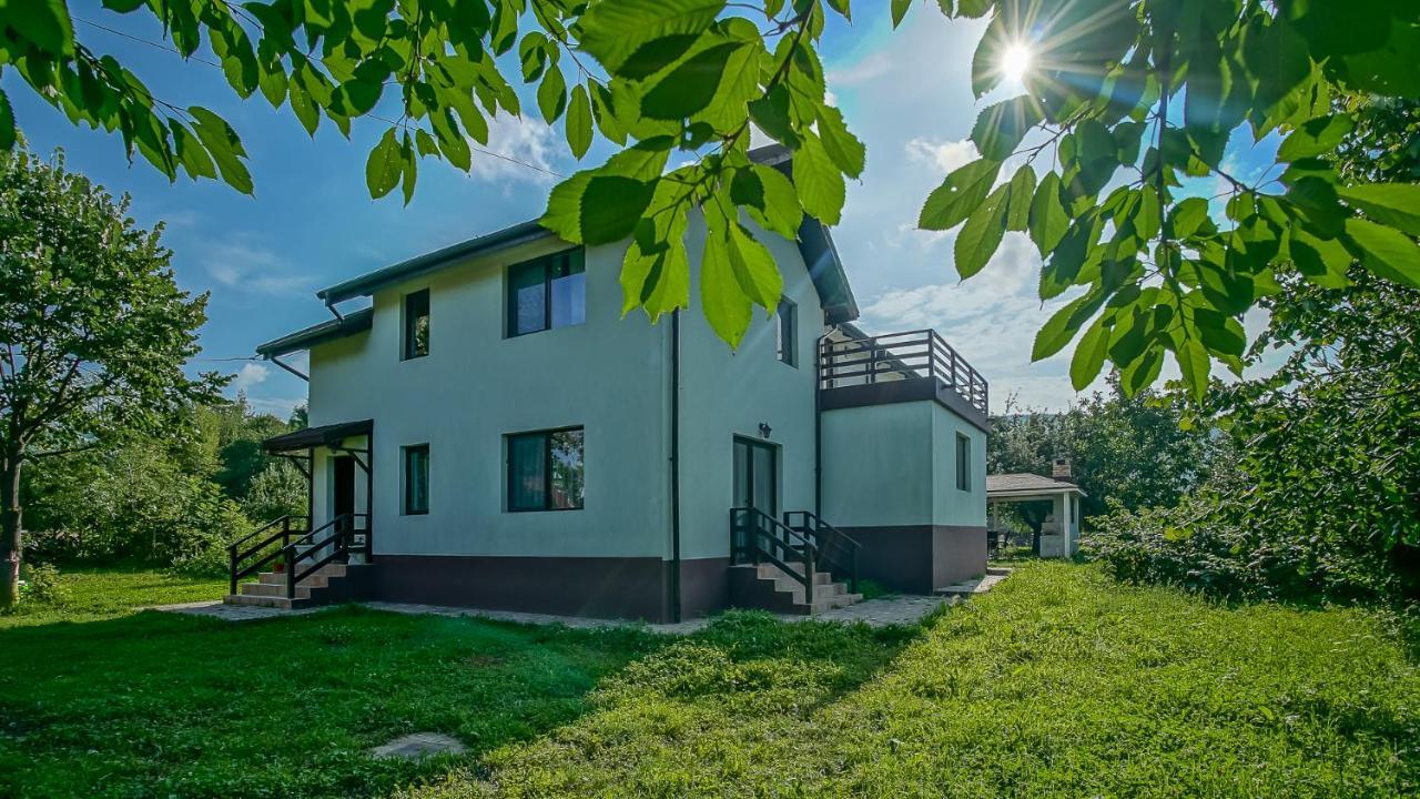 Vila Luna Comarnic Eksteriør billede